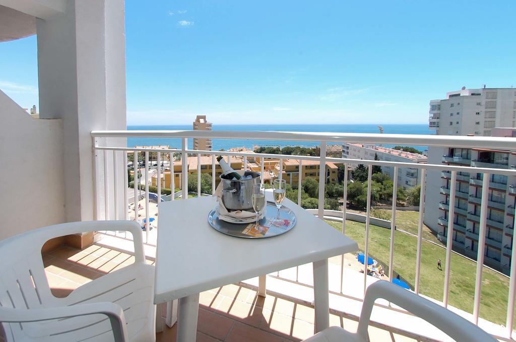 Standard Triple Room with Sea View