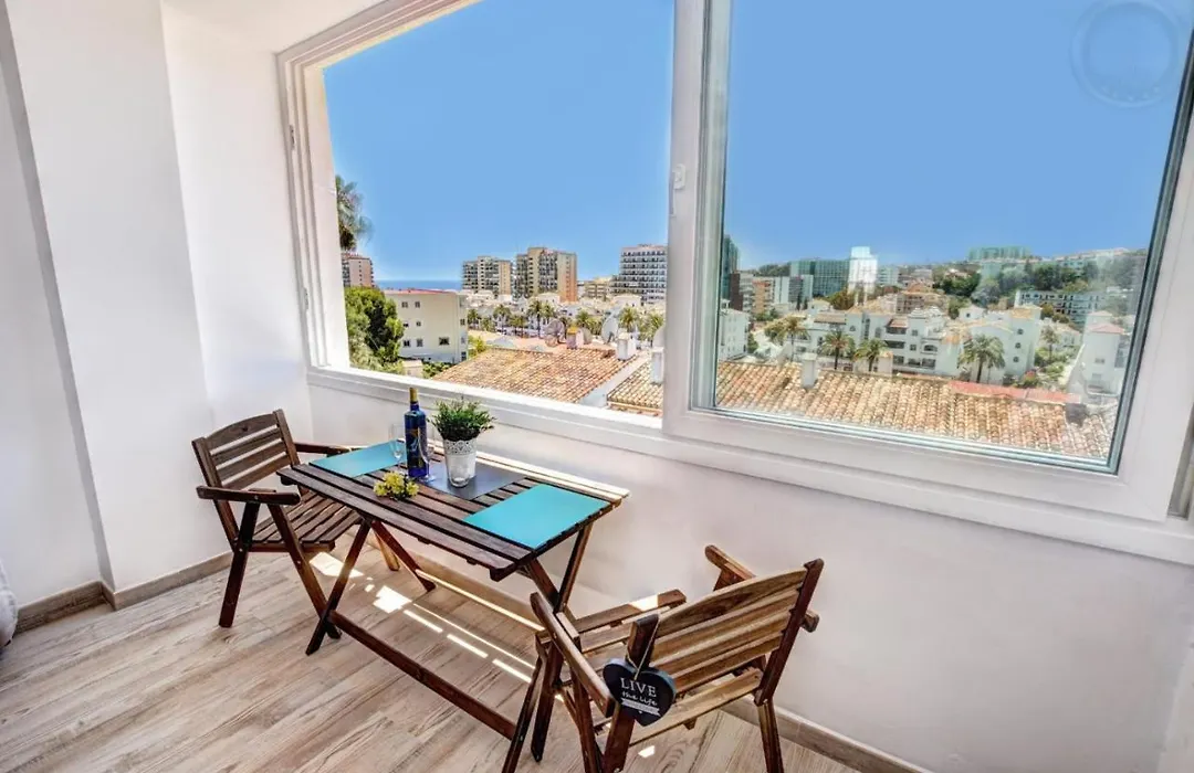 Benalmadena Apartamento Amplio, Soleado Y Con Vista Panoramica A 400 Metros De La Playa-1