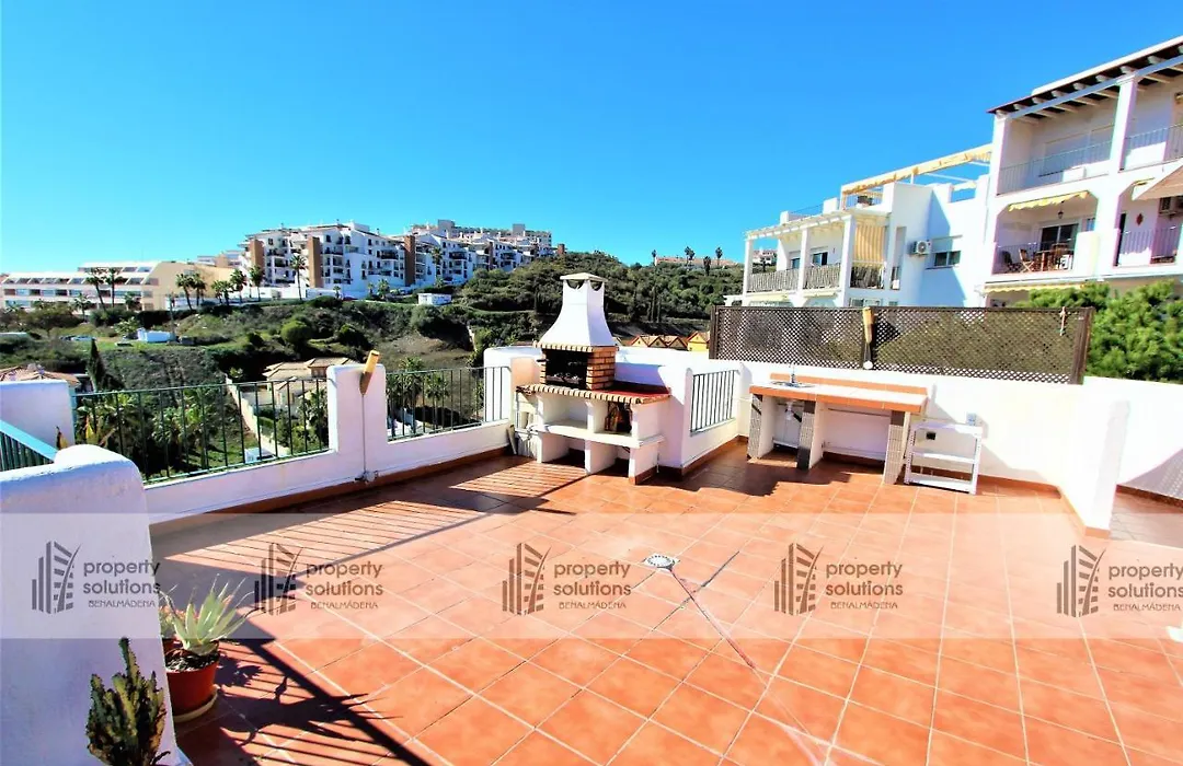 Lomas de Mena 15 - Apartamento Ático- Piscina - TERRAZA CON BARBACOA- PARKING GRATIS-1