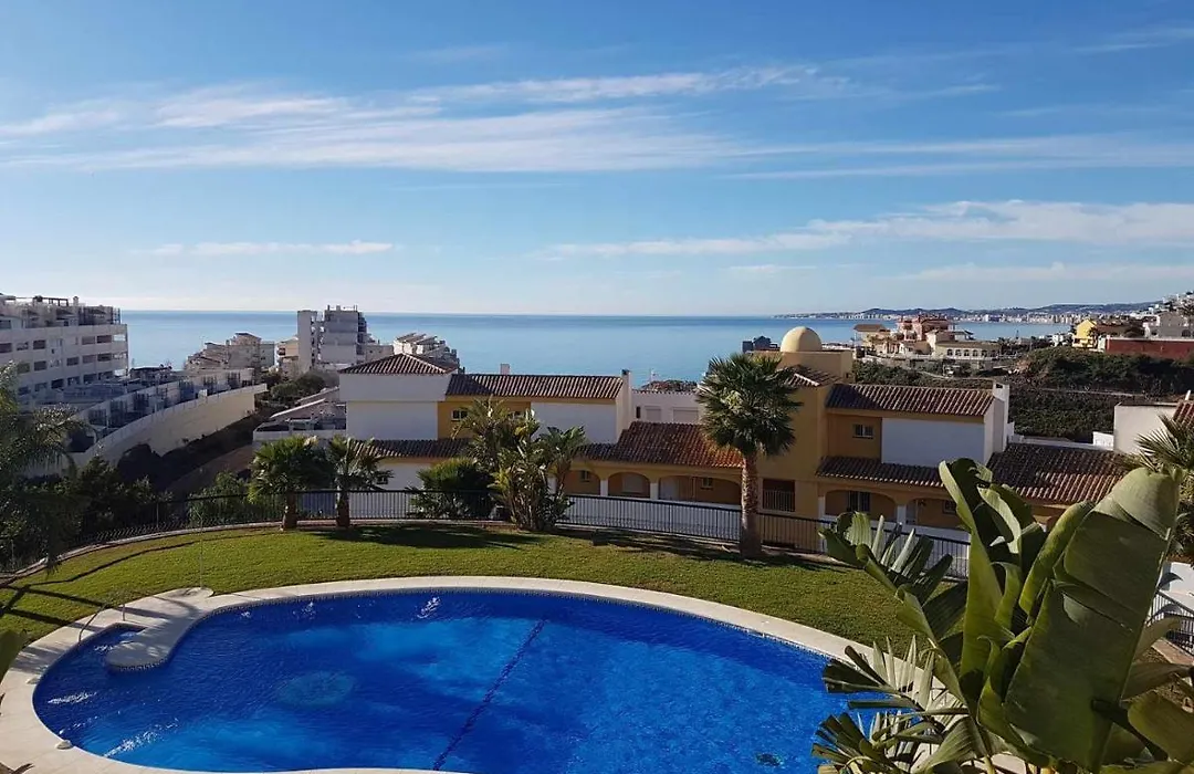 Estudio En Nueva Torrequebrada-1