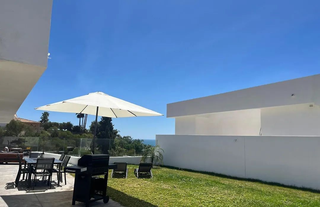 Benalmadena Stupa Luxury Villa-1