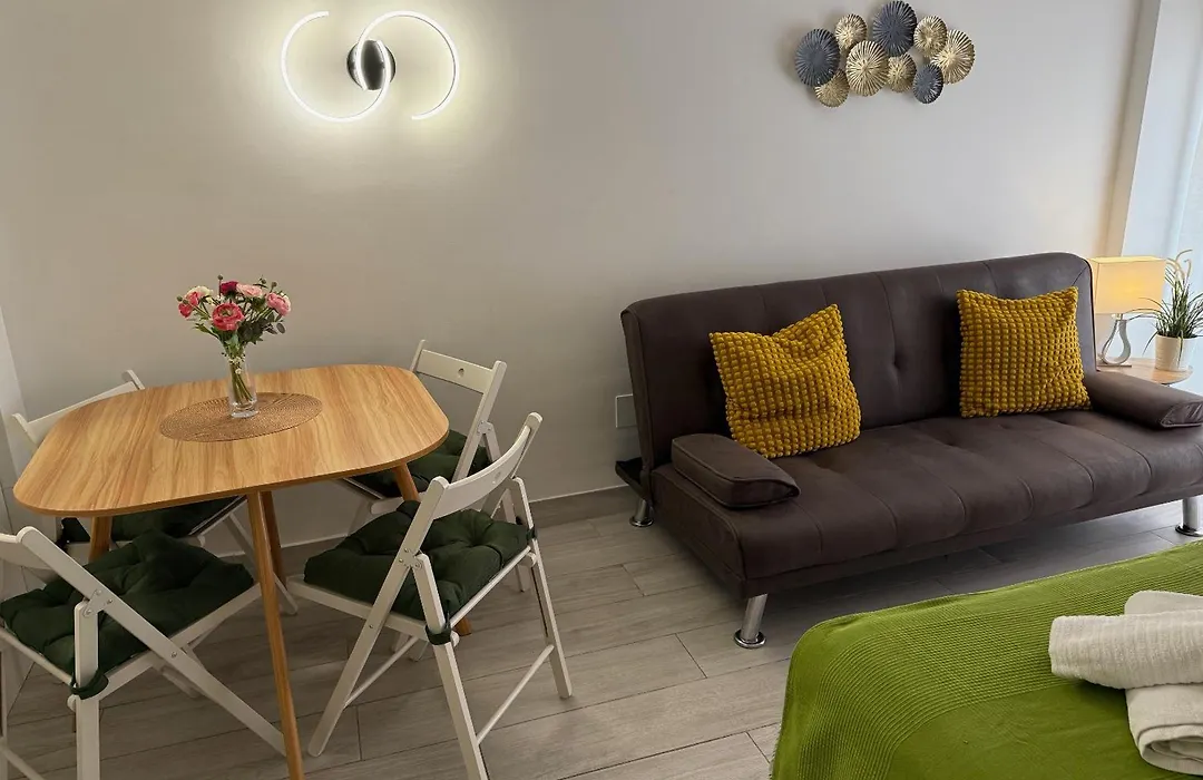 Impecable Estudio Completamente Reformado-1