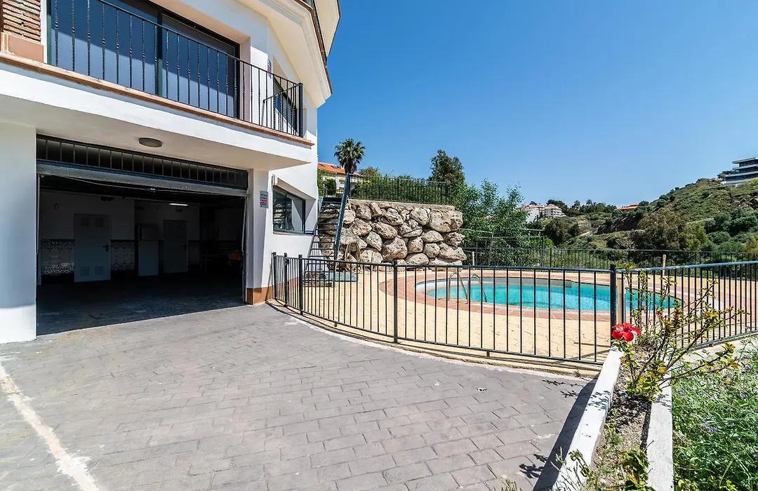 N&A Benalmadena Stunning 2Bdr Villa With Sea Views-1
