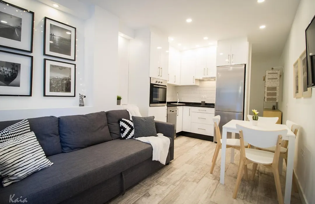 Los Cisnes II - Modern Apartment-1