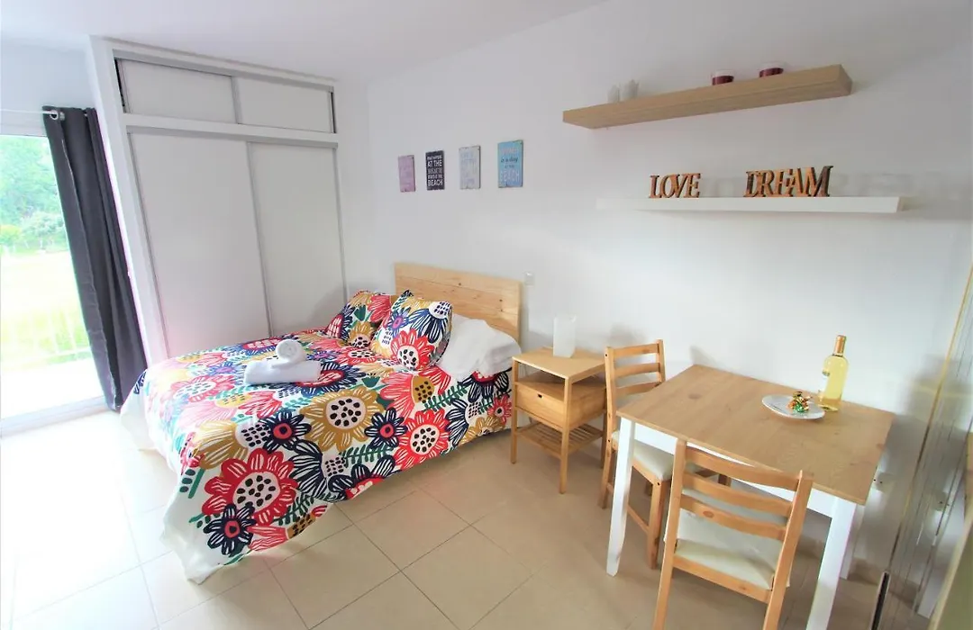 Apartamentos Jupiter Minerva - Piscina Abierta - Excelente Conexion Wifi-1