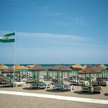 Timon Ii, Luxury 3 Bedroom Beachside Apartment-3