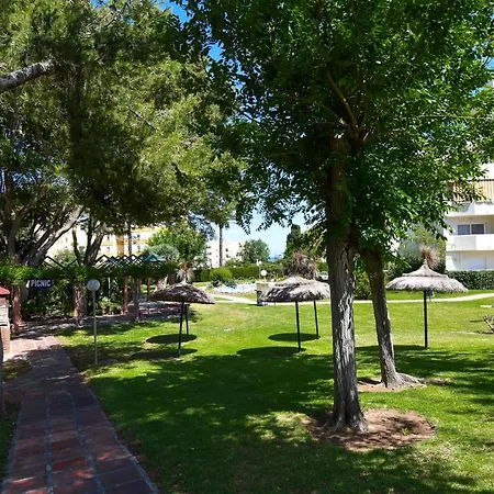 Benal Beach, Luxury Sea & Mountain View Beachside 1 Bedroom Apartment-2