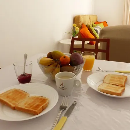 Studio With Access To The Garden. Open Pool. Beach Very Close. Wifi & Netflix Free-2