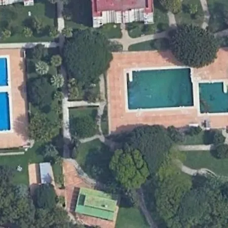 Precioso Apartamento Residencial Piscina Jardines-3