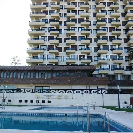 Amazing Apartment In Benalmdena Costa With 1 Bedrooms, Wifi And Outdoor Swimming Pool-3