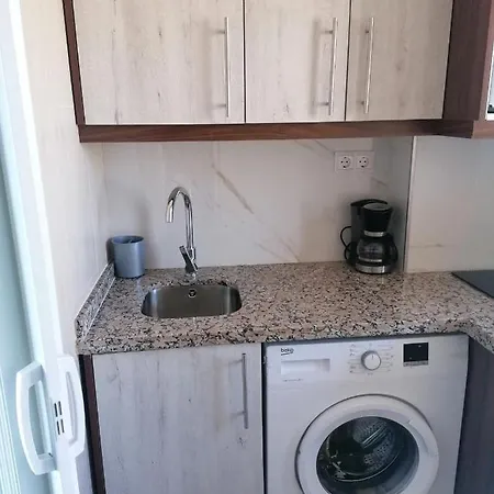 Apartamento-Estudio First Line Of The Beach Malaga -Benalmadena-2