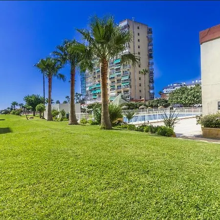 Apartamento En Benalmadena, Primera Linea De Playa-2