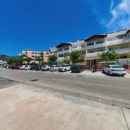 Holidays2Benalmadena Arenal Golf 6 Guests With Terrace Pool & Garage-3