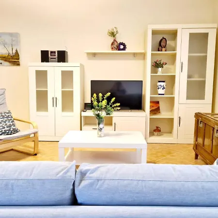 Apartamento 2Hab. A 2 Min De La Playa Benalmadena-3