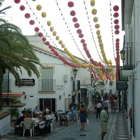 797 Holiday Rentals - Apartamento En Puerto Marina-2