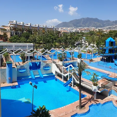 El Estudio De La Playa Benalbeach Holidays Deluxe-3