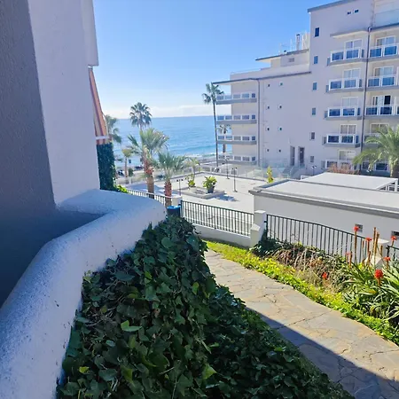 El Estudio De La Playa Benalbeach Vistas Al Mar-2