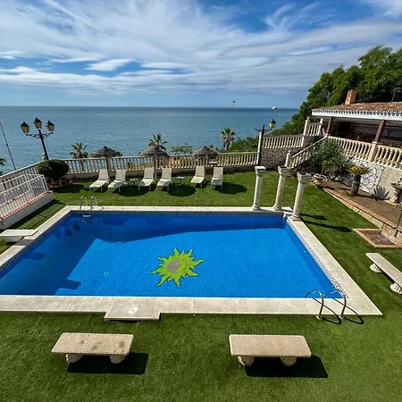 Bhost - Villa Sunrise-3