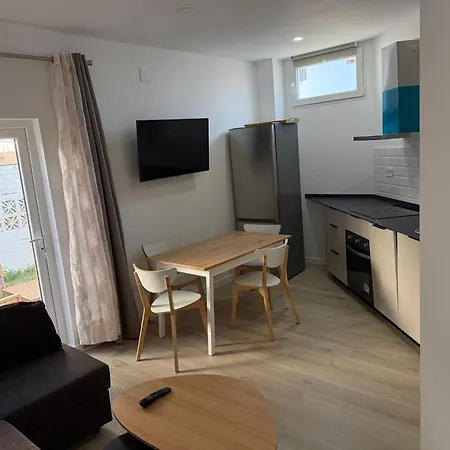 Independent Apartment At Villa Noelia Benalmadena With Private Pool, Garden & Parking-2