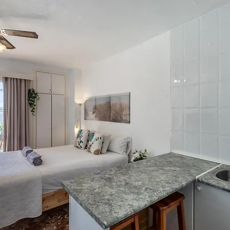 Aa Guest - The Golden Sea Views Eco Apartment-3