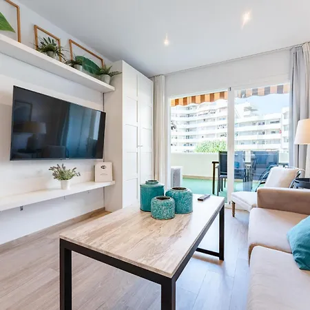 Premium Apartment In Benalbeach, Benalmadena-2