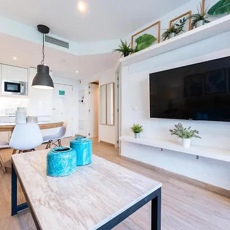 Premium Apartment In Benalbeach, Benalmadena-3