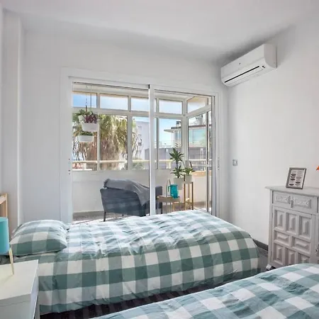 Puertosol 33 - 2 Bed Apartment, Beach Puerto Marina-3