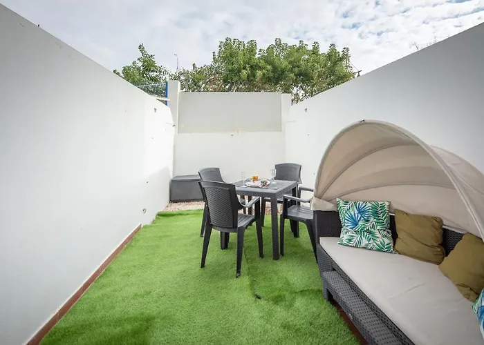 Modern Apartment Next To The Beach, Pets Friendly Benalmádena