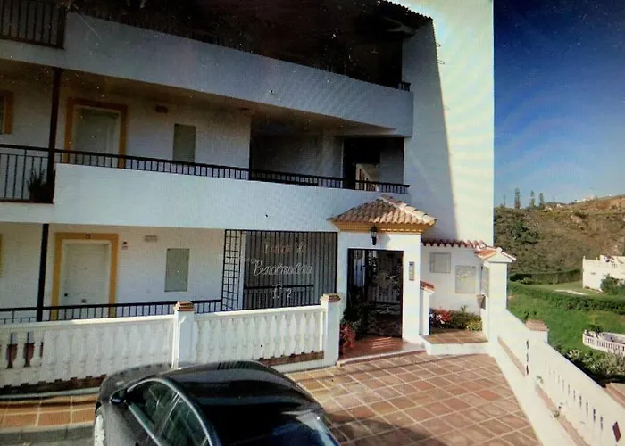 Bonito piso cerca de la playa con piscinas Apartamento Benalmádena admite animales